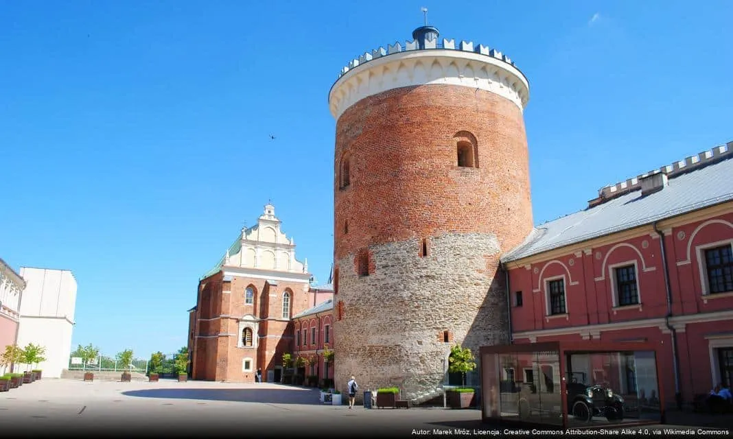 Szkolenie policyjnych psów w Lublinie: Czworonożni funkcjonariusze w akcji